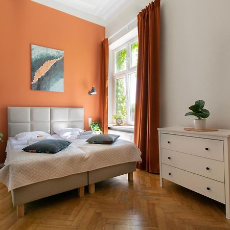 Vintage Apartment Gertrudy Street Kraków Eksteriør billede